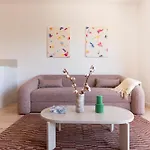 Zwirn By Ellements, Brand New With Free Parking *