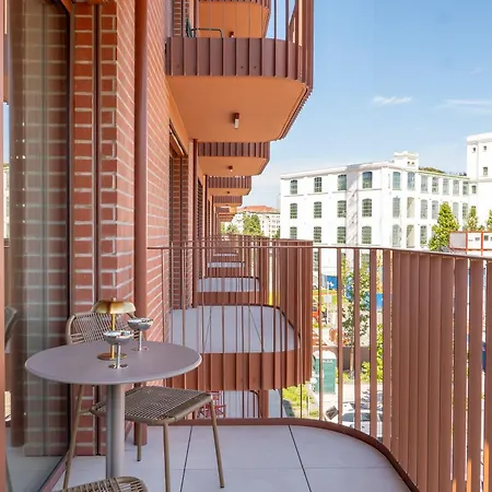 Zwirn By Ellements, Brand New With Free Parking Appartement Bratislava