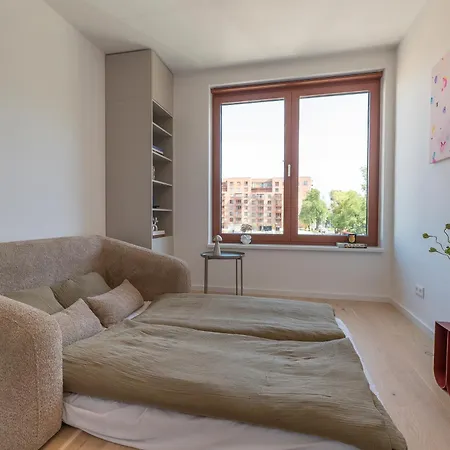 Zwirn By Ellements, Brand New With Free Parking 브라티슬라바