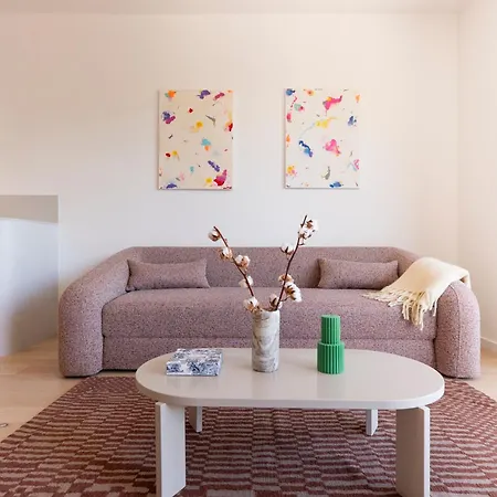 Zwirn By Ellements, Brand New With Free Parking *