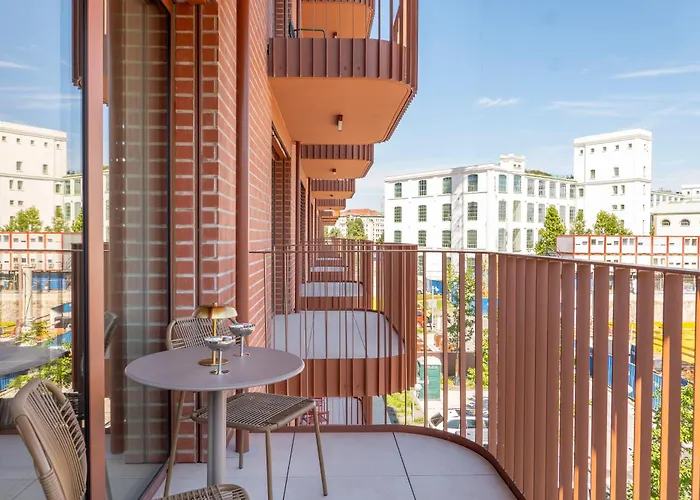 Zwirn By Ellements, Brand New With Free Parking Appartement Bratislava