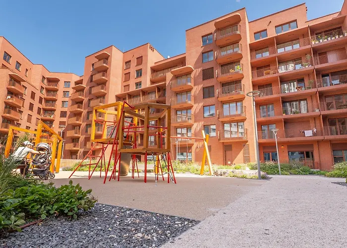 Zwirn By Ellements, Brand New With Free Parking Bratislava