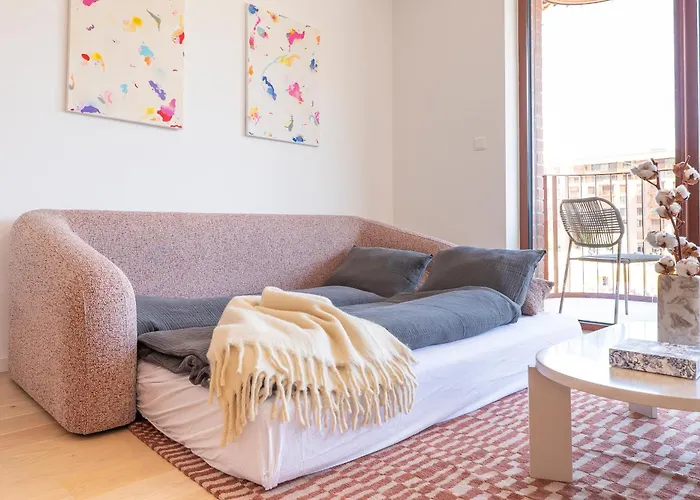 Zwirn By Ellements, Brand New With Free Parking Appartement Bratislava