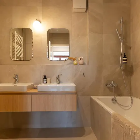 Apartman Zwirn By Ellements, Brand New With Free Parking Pozsony