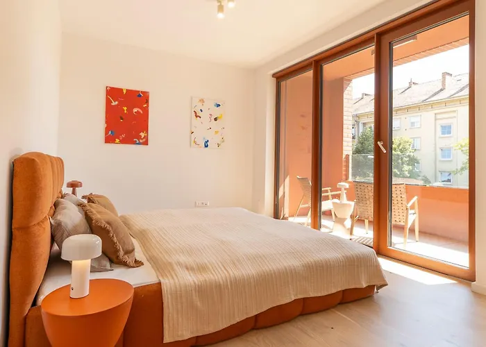 Zwirn By Ellements, Brand New With Free Parking *