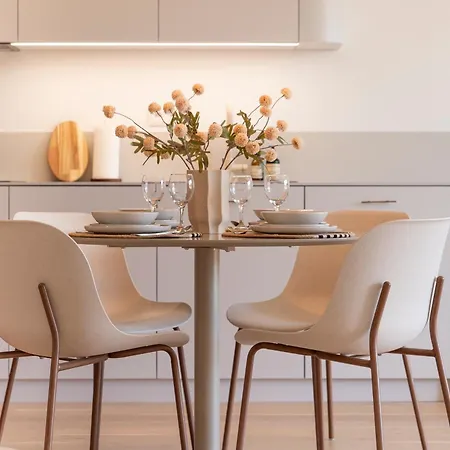 Zwirn By Ellements, Brand New With Free Parking アパート *