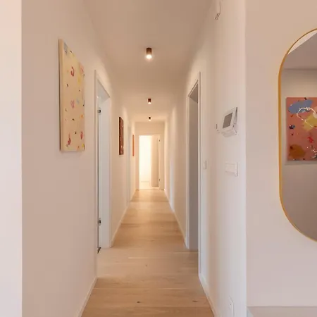 Zwirn By Ellements, Brand New With Free Parking アパート ブラチスラヴァ