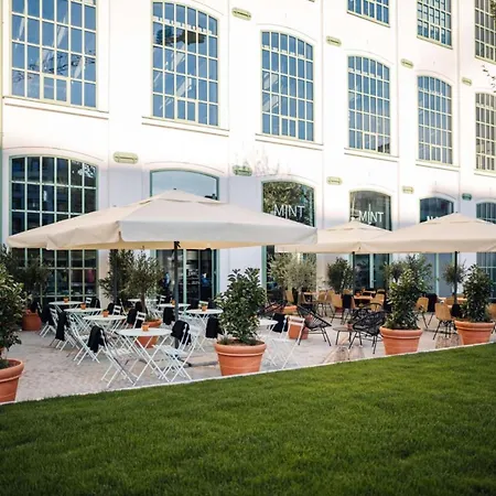 アパート Zwirn By Ellements, Brand New With Free Parking ブラチスラヴァ